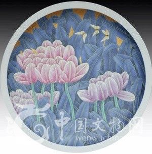 作品名稱:郁金香 現(xiàn)收藏于藏樂閣當代名家陶瓷藝術(shù)館