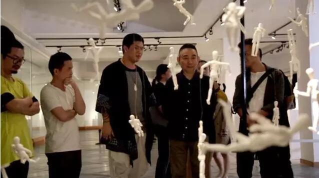 XϮԺʳʬF(xin)“Ї”̽(dng)Zµĵ»״ˇg(sh)